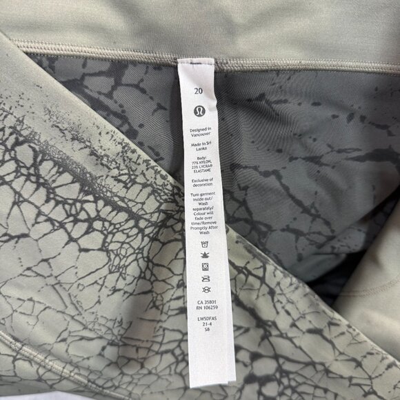 NWT Lululemon 20 Wunder Train High Rise 25" Capri Leggings Sage Crackle Dye Yoga - Picture 9 of 12